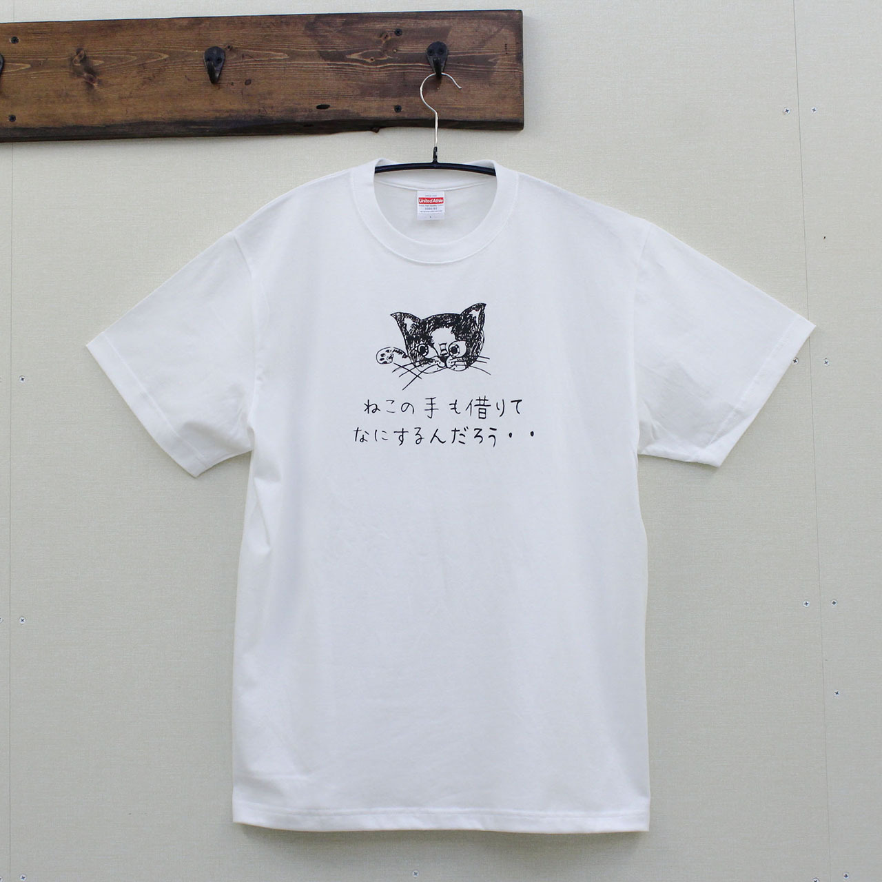 かわいいモリ猫Tシャツ